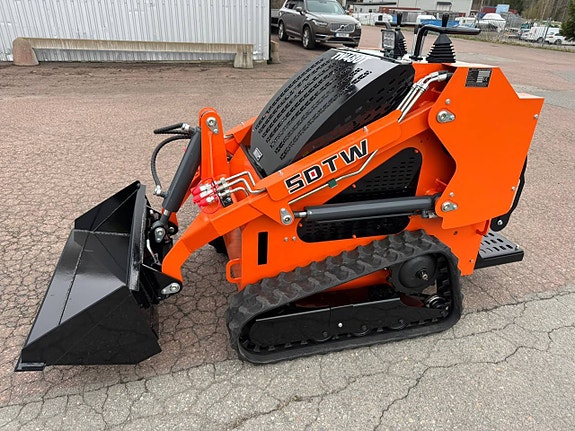 Minilastare TW480T inkl. skopa (Skid Steer)