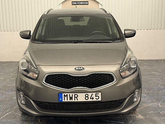 Kia Carens 2 of 16