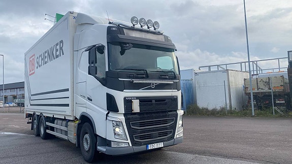 Skåpbil VOLVO FH 500 EURO 6