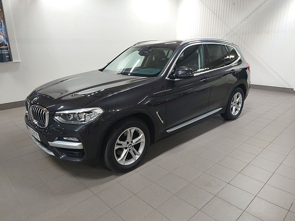 BMW X3 2 of 5