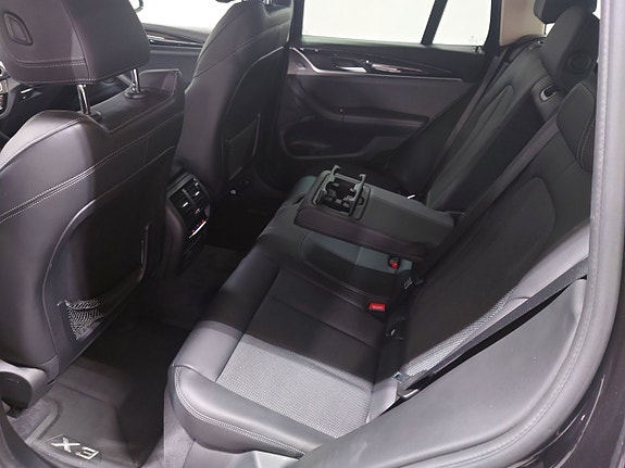 BMW X3 10 of 10