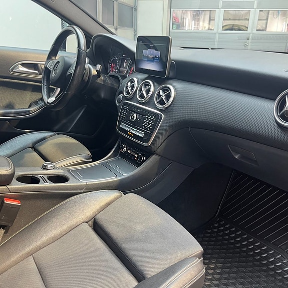 Mercedes-Benz A200 13 of 14