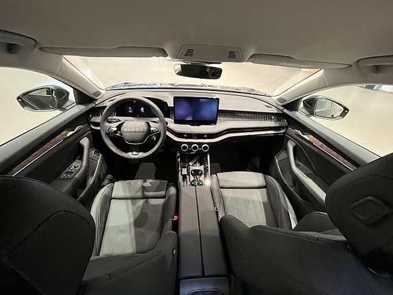 Skoda Superb 18 of 18