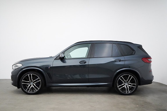 BMW X5 3 of 5
