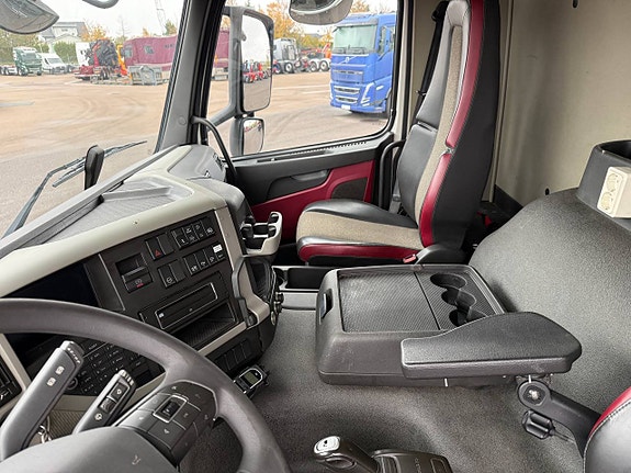 SMIDIG LASTVÄXLARE VOLVO FM380 LÅGMIL 12 of 12