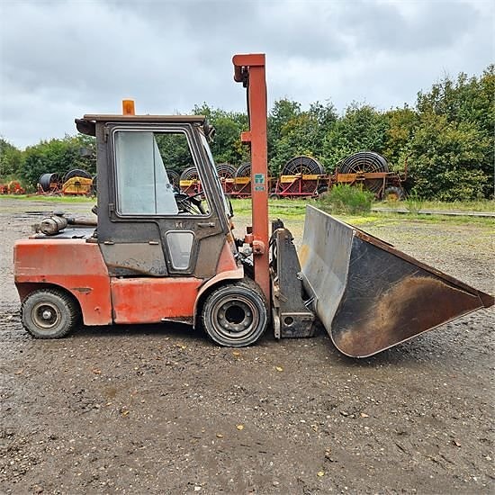 Dantruck 4004 - Diesel - Kapacitet/capacity 4 ton, løftehøjd 3 of 21