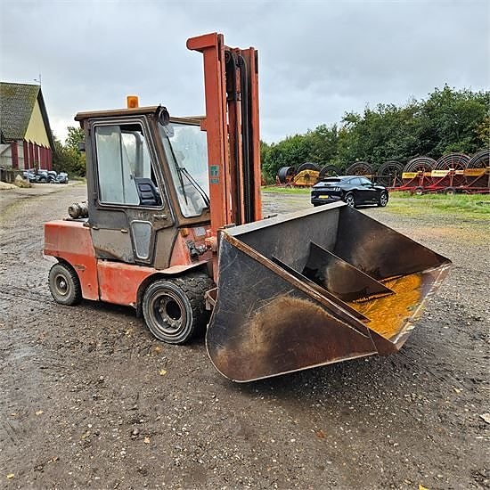 Dantruck 4004 - Diesel - Kapacitet/capacity 4 ton, løftehøjd 2 of 21
