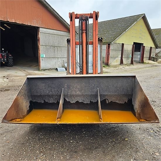 Dantruck 4004 - Diesel - Kapacitet/capacity 4 ton, løftehøjd 4 of 21