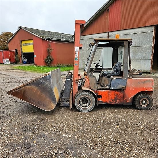 Dantruck 4004 - Diesel - Kapacitet/capacity 4 ton, løftehøjd 9 of 21