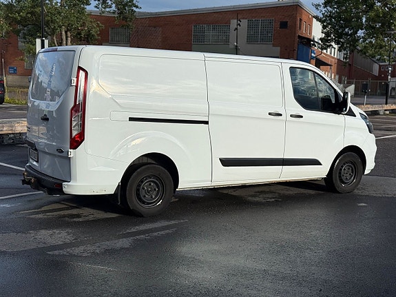 Ford Transit Custom 5 of 5