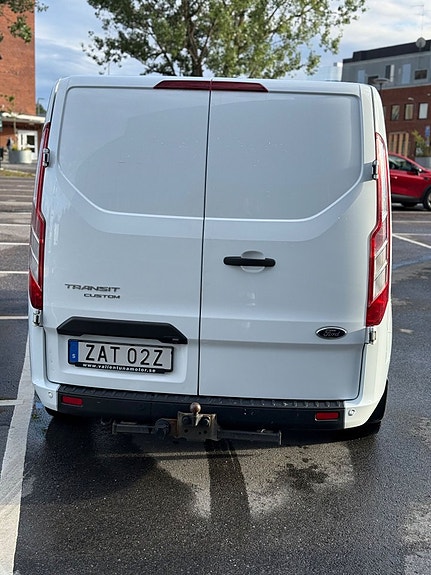Ford Transit Custom 6 of 11