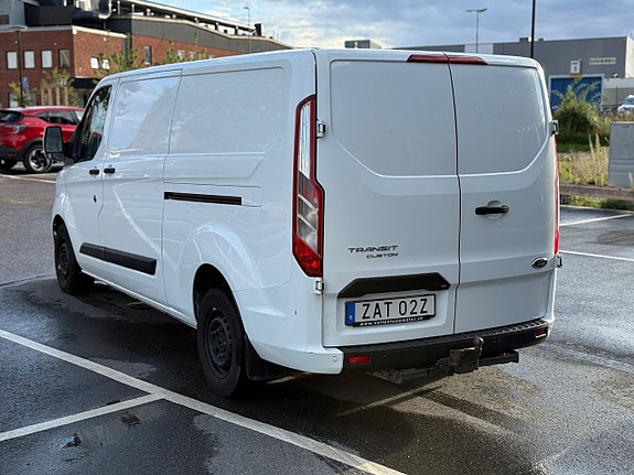 Ford Transit Custom 7 of 11