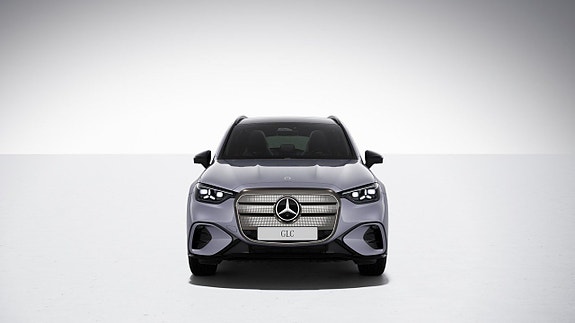 Mercedes-Benz GLC400 8 of 17