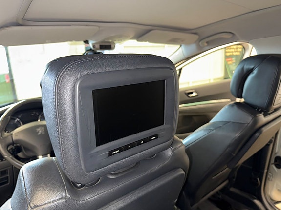 Peugeot 5008 8 of 22