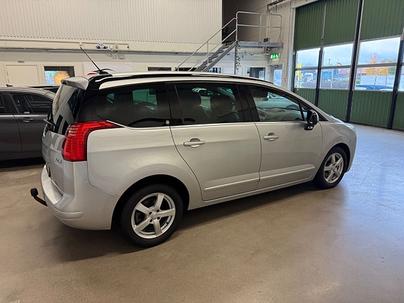 Peugeot 5008 5 of 5