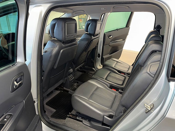 Peugeot 5008 10 of 22