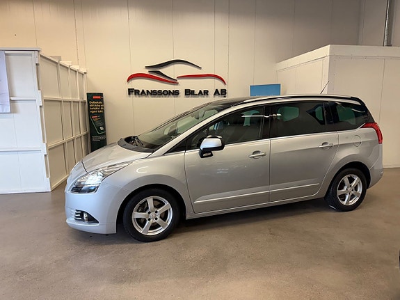 Peugeot 5008 4 of 5