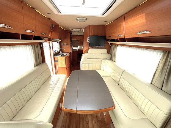 Eura Mobil Integra 840 EB-3, EP stödb, Alde, AC, Drag, skinn 2 of 23