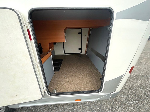 Eura Mobil Integra 840 EB-3, EP stödb, Alde, AC, Drag, skinn 18 of 23