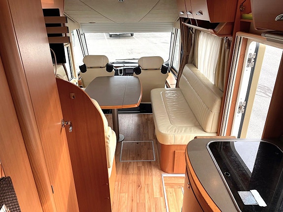 Eura Mobil Integra 840 EB-3, EP stödb, Alde, AC, Drag, skinn 12 of 23