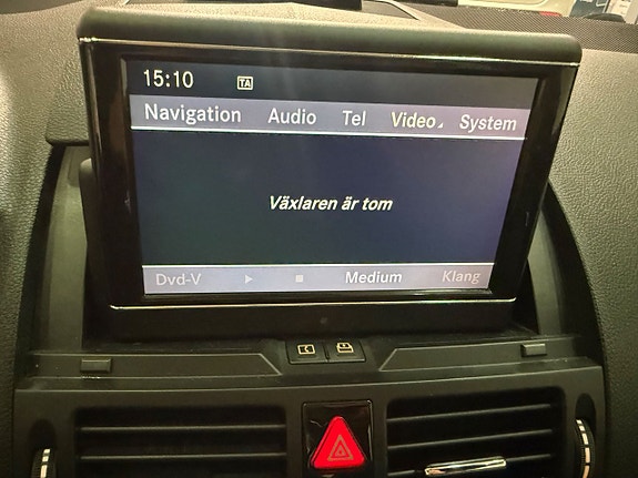 Mercedes-Benz C320 12 of 19