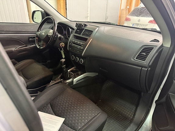 Mitsubishi ASX 14 of 14