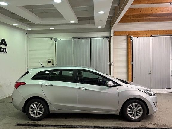 Hyundai i30 16 of 16