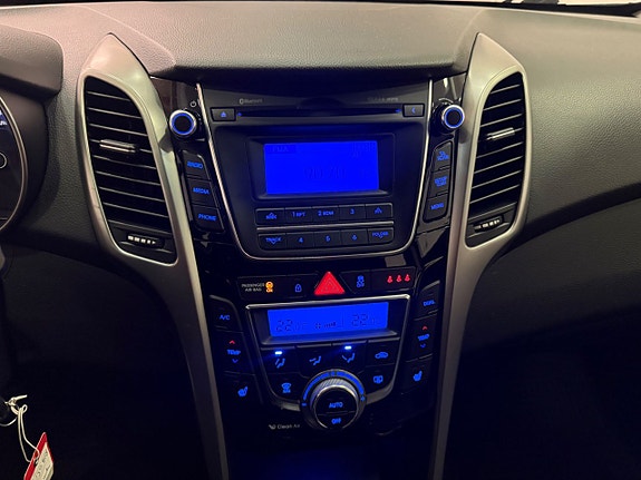 Hyundai i30 10 of 16
