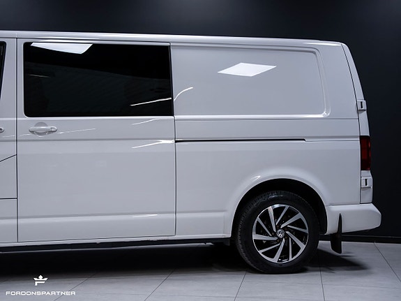 Volkswagen Transporter 4 of 5
