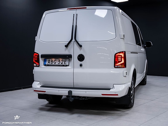 Volkswagen Transporter 11 of 27