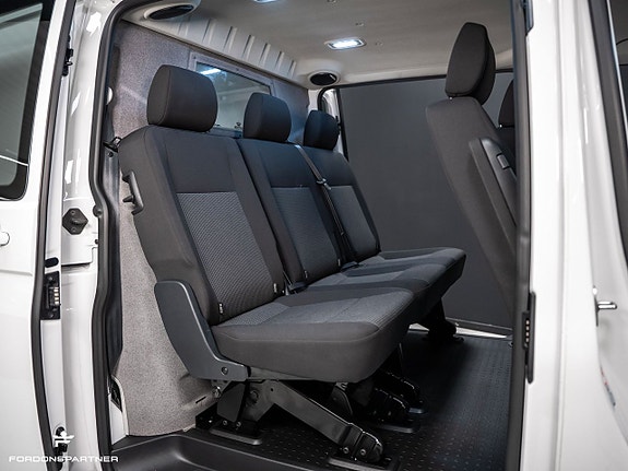 Volkswagen Transporter 24 of 27