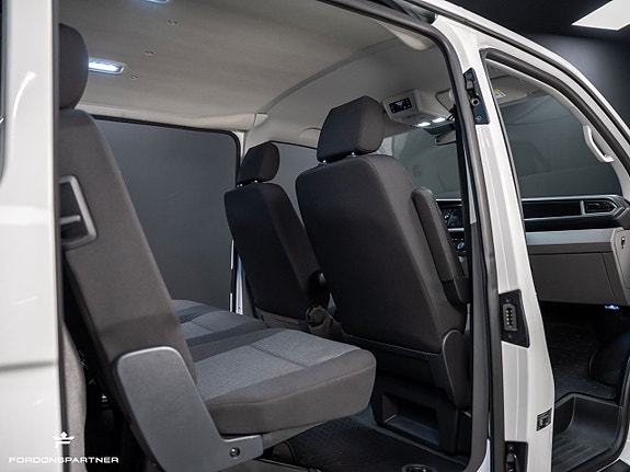 Volkswagen Transporter 25 of 27