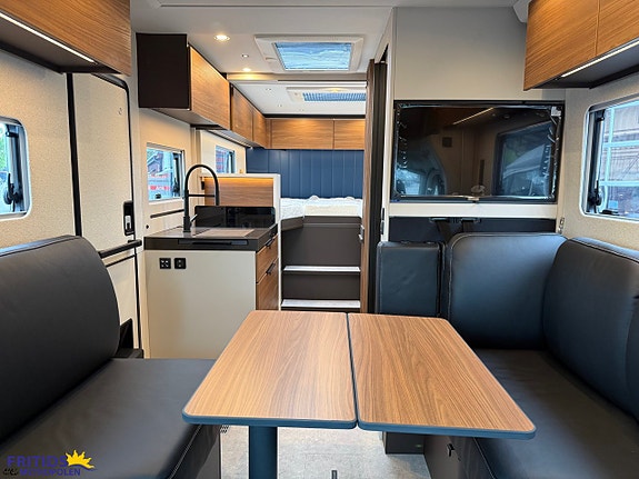 Bürstner Signature SFT 7.1 Dropdown-ALDE-ALKO-180Hk-Auto 11 of 23