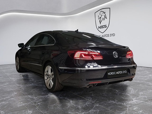 Volkswagen CC 3 of 5