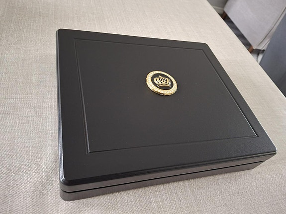 Product image 3 of 6