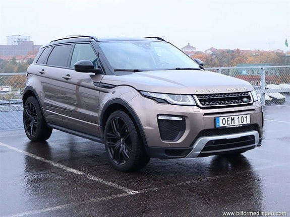 Land Rover Range Rover Evoque 2 of 5