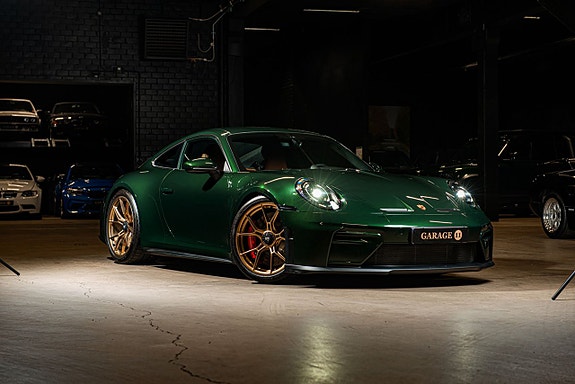 Porsche 911 8 of 30