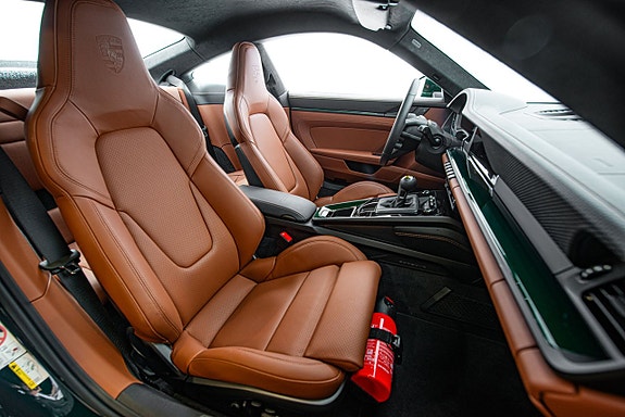 Porsche 911 19 of 30