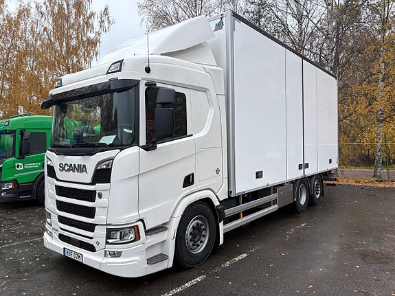 Scania R530B6x2*4NB Fjärrbil