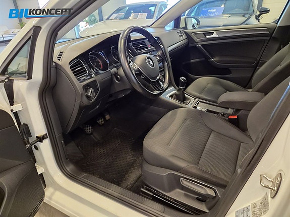 Volkswagen Golf VII 11 of 19