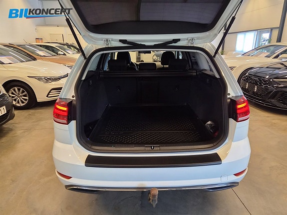Volkswagen Golf VII 7 of 19