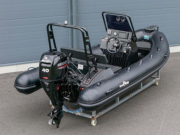 Greatwhite DLX420 Alu RIB med Mercury 40hk