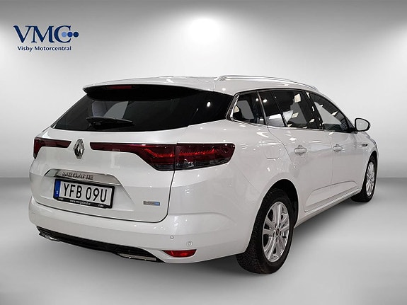 Renault Megane E-Tech 2 of 5