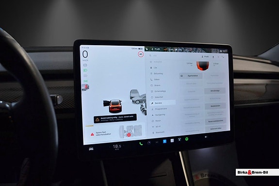 Tesla Model 3 16 of 18
