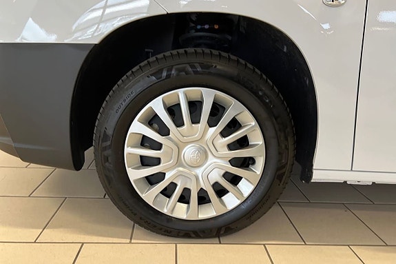 Toyota Proace City 12 of 17