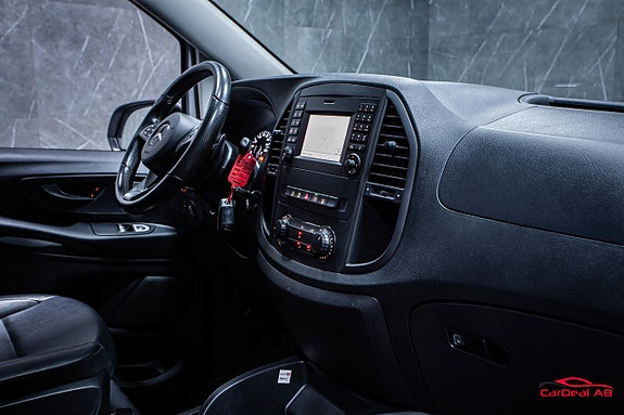 Mercedes-Benz Vito 119 14 of 27