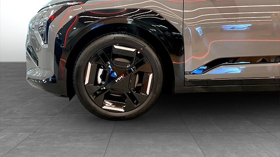 Kia EV3 9 of 9