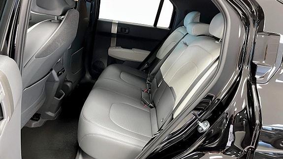Kia EV3 9 of 12