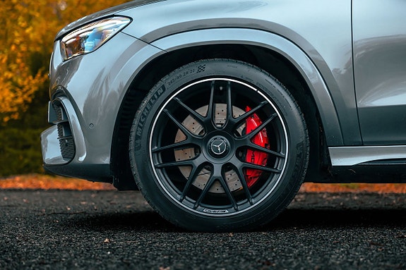Mercedes-Benz GLE63 8 of 30
