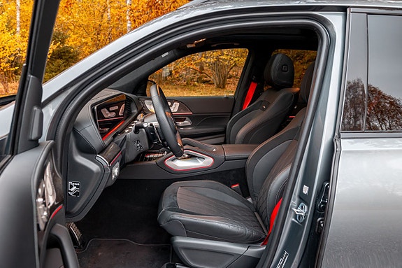Mercedes-Benz GLE63 14 of 30